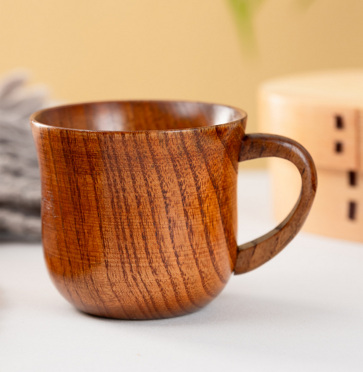 Environmentally friendly wooden beer mugs, creative coffee mugs, wooden mugs, Japanese-style cups with handles, wooden high temperature resistant