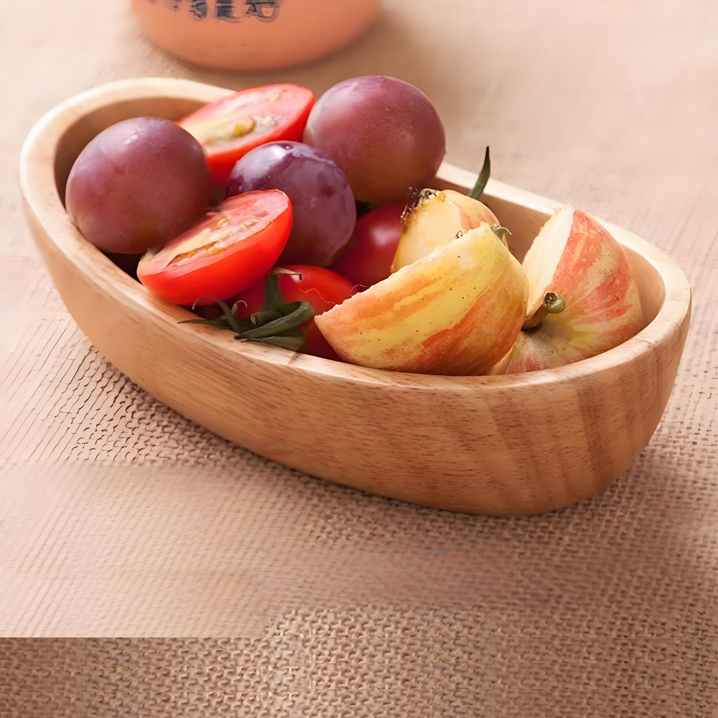 Traditional Chinese wooden plates, nut plates, boat shaped rubber fruit plates, candy plates, eco-friendly tableware